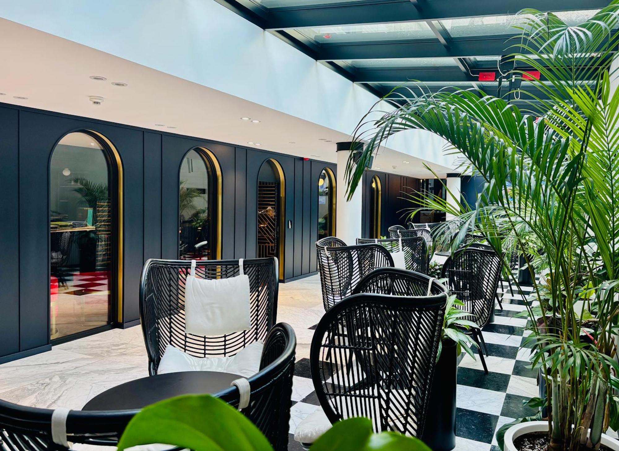 Hotel Ferreus Modern Art Deco — Photos 1